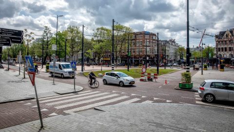 West-Kruiskade Rotterdam deels afgesloten voor gemotoriseerd verkeer BEELD Eric Fecke/gemeente Rotterdam