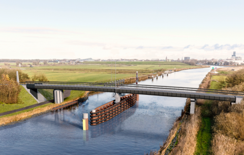 Fietsbrug bij Ritsumasyl over het Van Harinxmakanaal Friesland