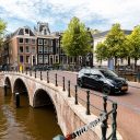 Elektrische deelauto SHARE NOW in Amsterdam (bron: SHARE NOW)