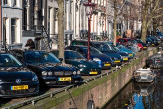 Hoge parkeertarieven Amsterdam